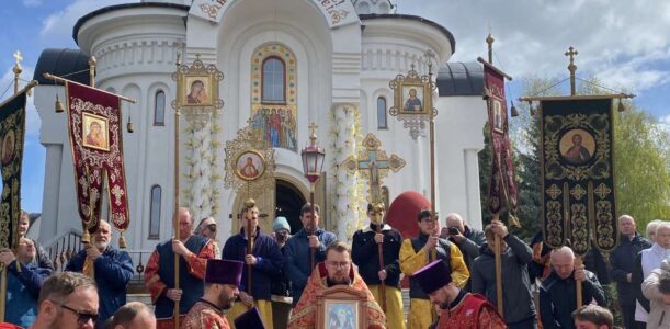 Престольный праздник храма свв. Жен — Мироносиц г. Барановичи
